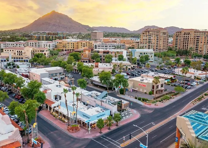 Live Above Shops And Restaurants In Oldtown *