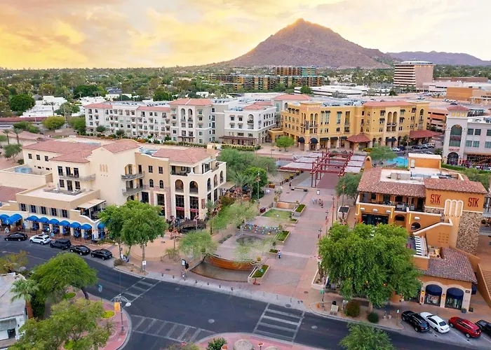 Live Above Shops And Restaurants In Oldtown Holiday home Scottsdale